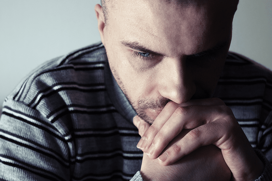 MindworthyTherapy_DepressionPage_HasDepressionRobbedYouOfYourSelfWorth_900x600